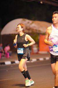 BIB: 
                            <button type="button" onclick="openModal(24609551)" class="btn btn-primary btn-sm float-right btn-popup" data-toggle="modal" data-target=".modal-high-quality">
                        <i class="fas fa-shopping-cart"></i> Add to Cart
                    </button>
                                            <button type="button" onclick="isThisMe(24609551, true)" class="btn btn-success btn-sm float-right btn-popup btn-isme hidden" data-toggle="tooltip" data-placement="bottom" title="นี่คือรูปของคุณใช่ไหม คลิกที่นี่เพื่อเอาเข้าอัลบั้ม">
                        <i class="fas fa-plus"></i> Add to album
                    </button>
                    <button type="button" onclick="isThisMe(24609551, false)" class="btn btn-warning btn-sm float-right btn-popup btn-isnotme hidden">
                        <i class="fas fa-ban"></i> Remove from album
                    </button>